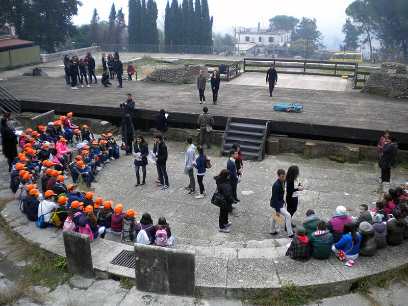 Studenti apprendisti ciceroni per la FAI