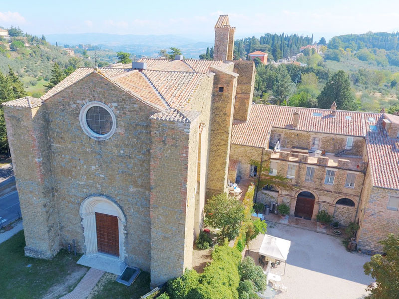 Chiesa di San Bevignate vista dall'alto con drone